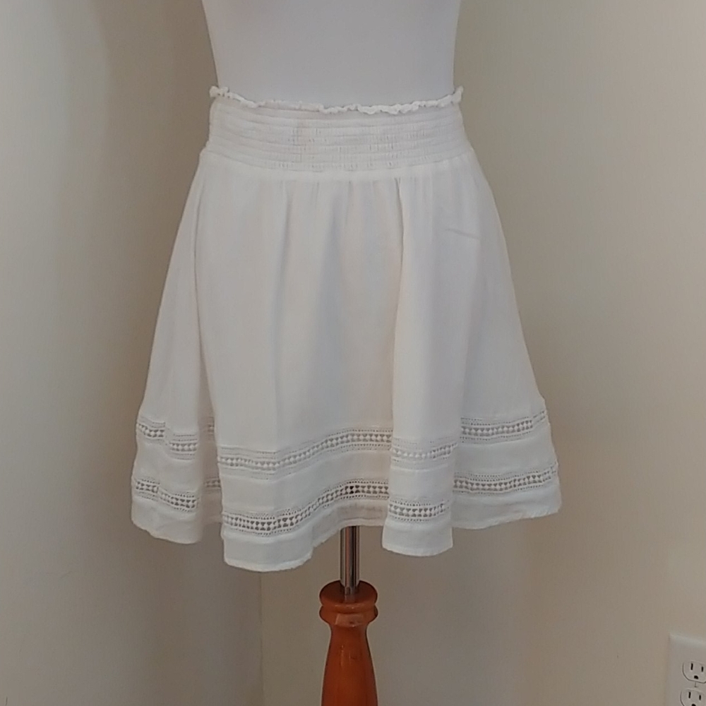 Old Navy white mini skirt
